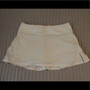 Lululemon white tennis skirt